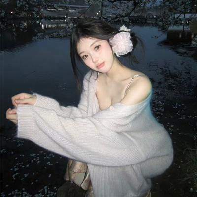 深蓝与月光